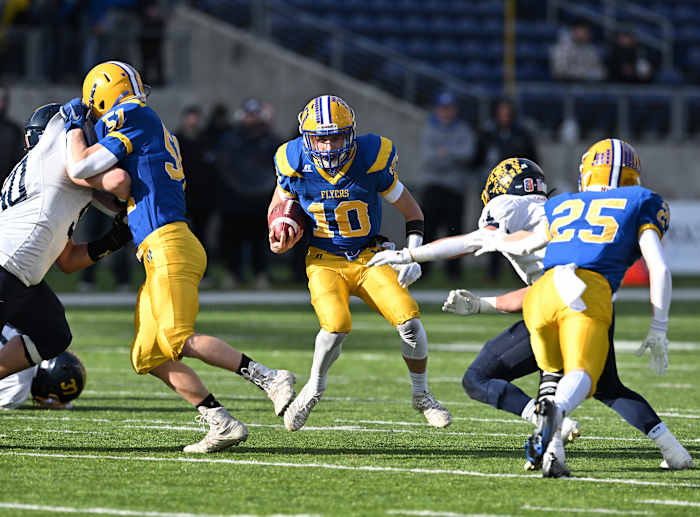 Marion Local football vs Kirtland football state championship game Jeff Harwell.jpg16